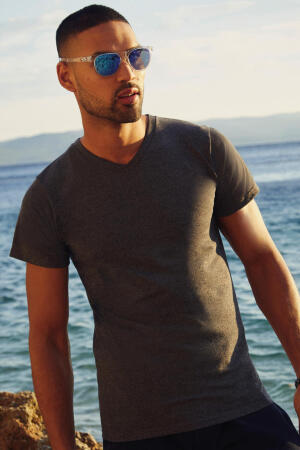 V-Neck-Tee