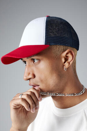 6 Panel Snapback Trucker