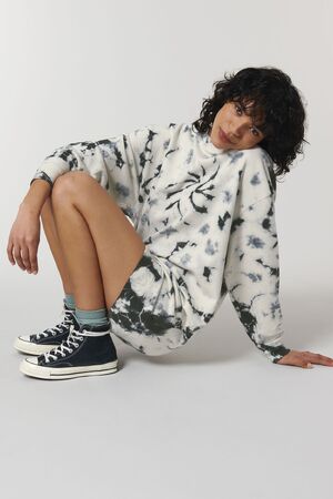 STELLA KICKER TIE AND DYE