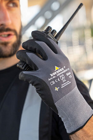 Nitrile Foam Glove