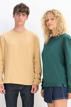 Unisex Long Sleeve T-Shirt Pioneer