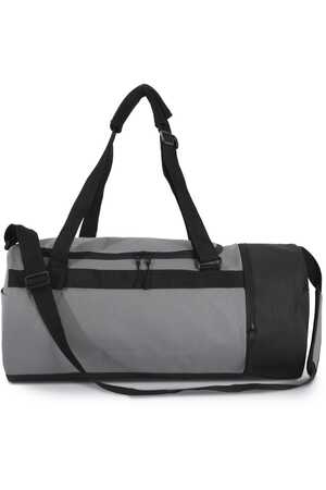 Schlauchförmige Sporttasche mit separatem Schuhfach