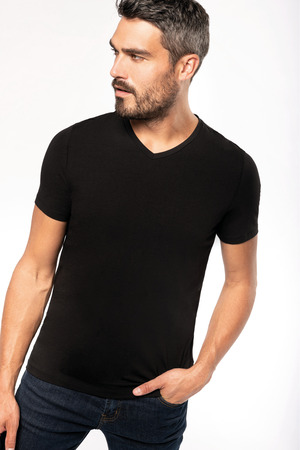 Kurzarm-T-Shirt mit V-Ausschnitt