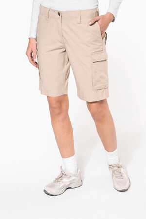 Leichte Bermuda-Shorts für Damen mit mehreren Taschen